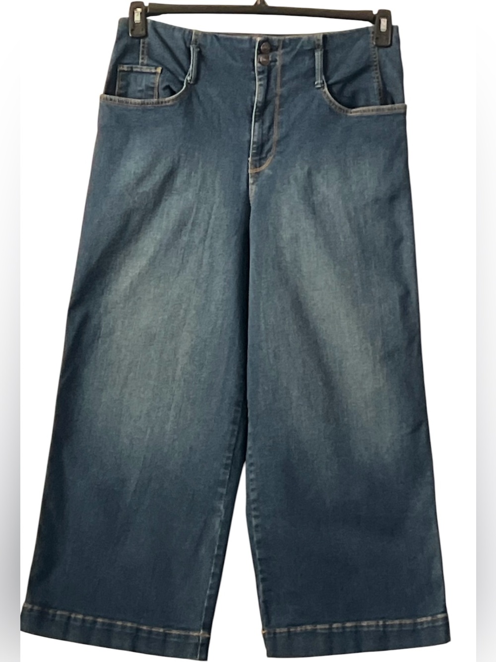 Gloria‎ Vanderbilt Wide Leg Jeans with Maroon Logo Tags and Dark Denim, Size 14